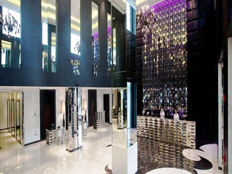 Radisson Blu Hotel New Delhi Paschim Vihar מראה חיצוני תמונה The lobby of the hotel